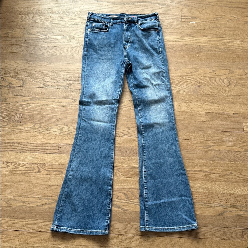 5 for $25 // Anthropologie Pilcro medium wash flare leg jeans size 26
